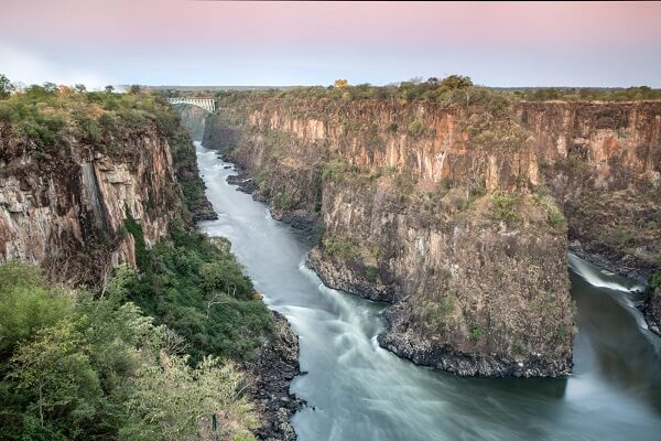 batoka gorge swing located in victoria falls, Zimbabwe