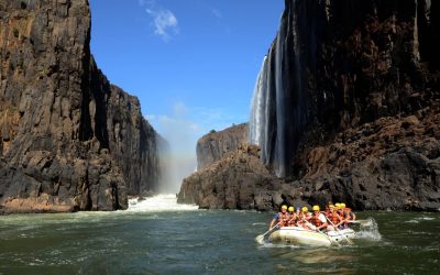 rafting-in-the-gorge-victoria-falls
